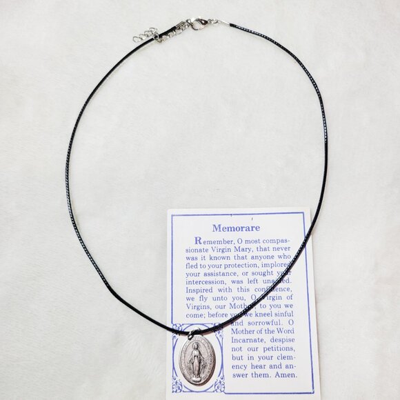 ✝️Vintage Virgin Mary Immaculate Conception Miraculous Medal Religious Necklace - Picture 2 of 2